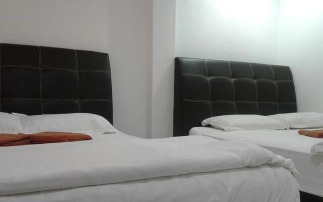 Oyo 988 Malawati Ria Hotel