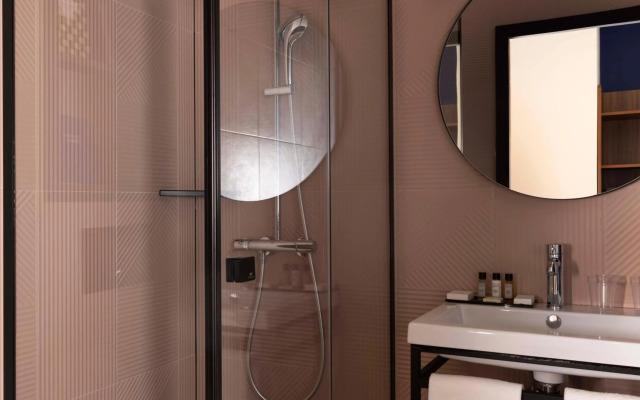 Hotel Eiffel Capitol