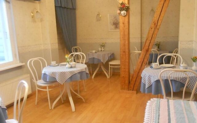Poska Villa Guesthouse