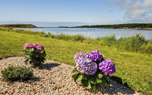 Sea Breeze Lodge B&B