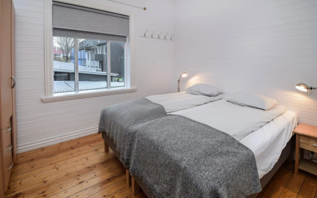 Apartment B29