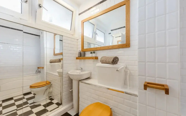 Angel Riverview Apartment