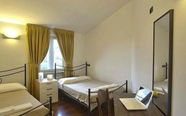Myroom Center