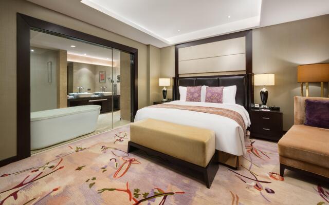Crowne Plaza Shanghai Xiayang Lake by IHG