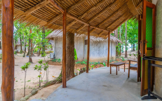 The Tropical Beach Resort