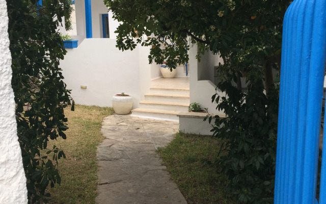 Villa Flora Studios & Apartments