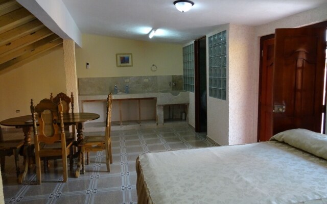 Hostal El Atico
