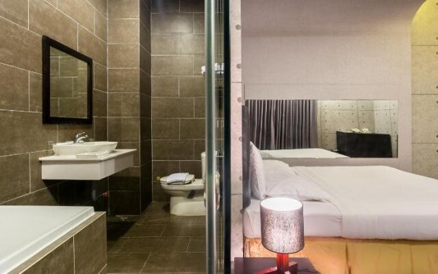 Triip Friday Hotel Phan Xich Long