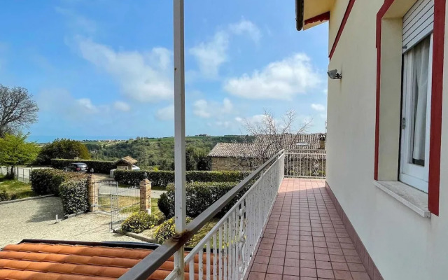 Belvilla by OYO Casa Mana1