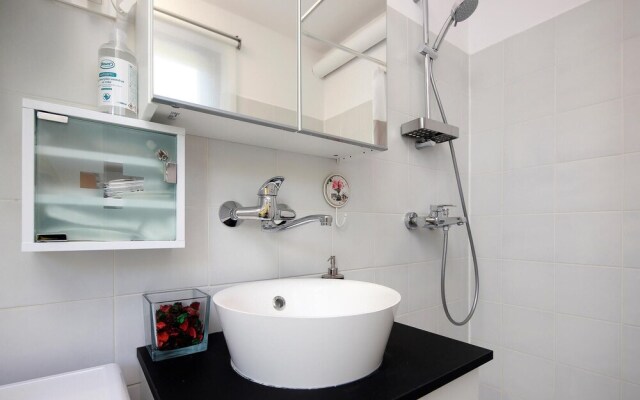 Awesome Apartment in Stinica With 1 Bedrooms and Wifi