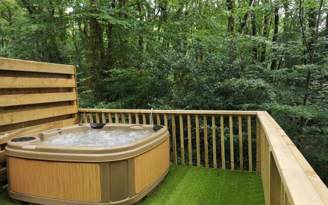Bluestone Hot Tub