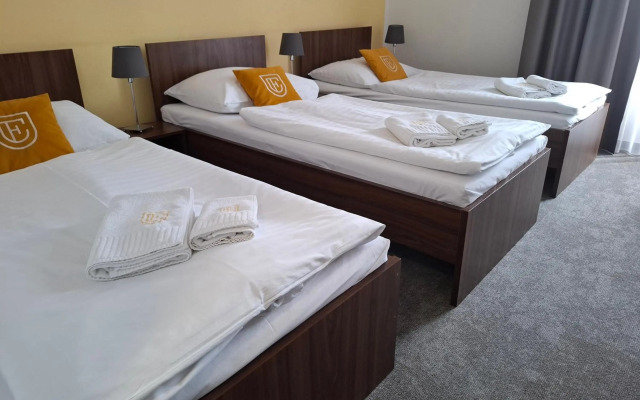 Hotel Eminent