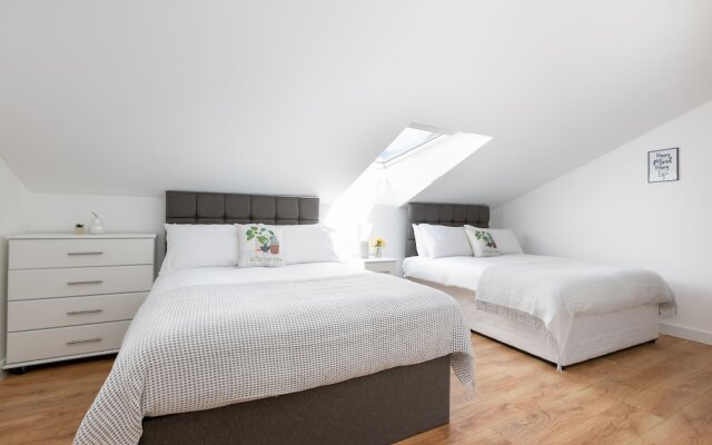 Skyvillion Tower Points - Tower Point Lovely apartment in Enfield London
