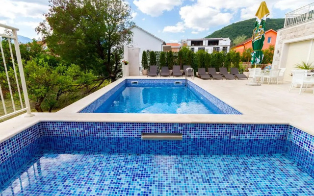 Sea Point II Apart hotel Tivat
