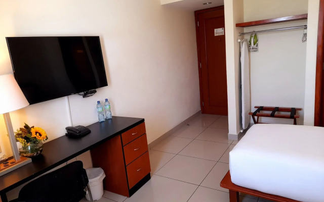 Comfort Inn Real San Miguel