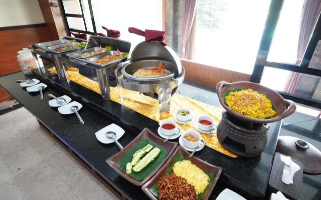 Sutan Raja Hotel Cirebon