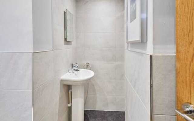 Host Stay Millers Coach House