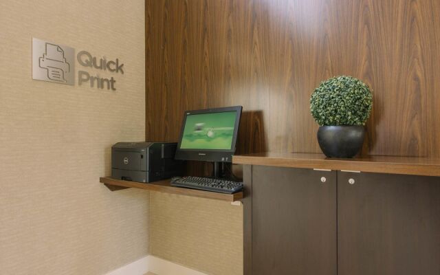 Courtyard by Marriott Nashua