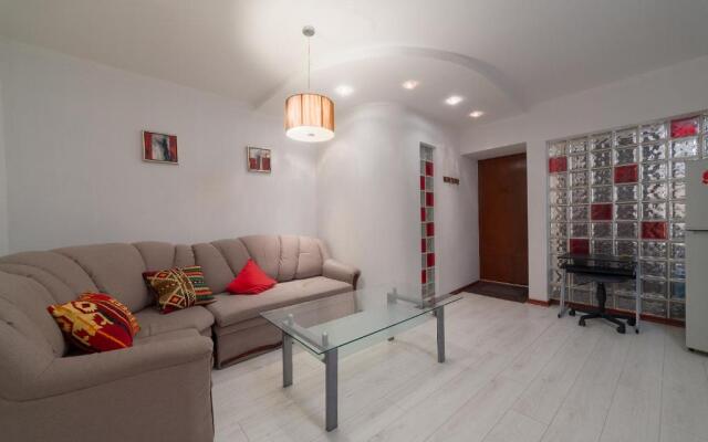 Kvartira na Deribasovskoj