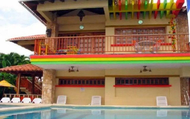 Apartamentos Vacacionales Coveñas