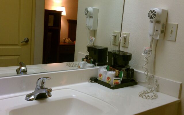 Texas Inn and Suites RGV
