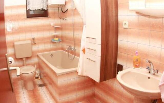 Apartment Dragan