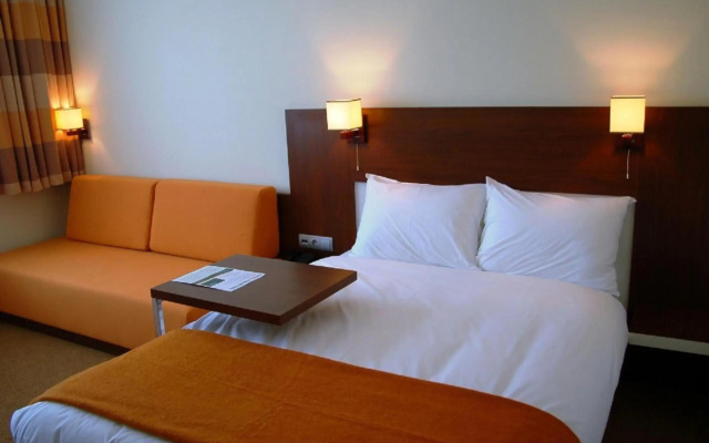 DeSilva Inn Katowice Airport