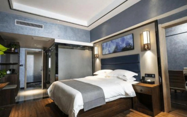 Zhumadian Ruihai Business Hotel