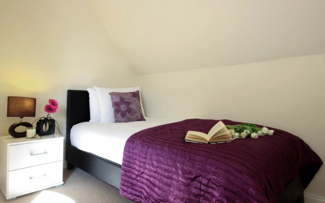 Accommodation Windsor Ltd - Alexandra Court