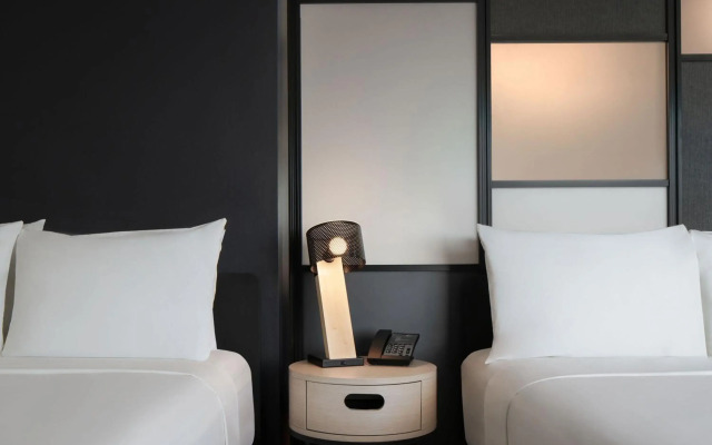 Aloft Houston Shenandoah