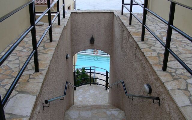 Oceanis Martiblue Apartments