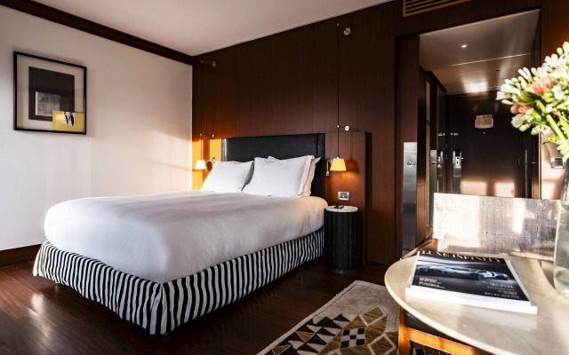 Grand Hotel Champs-Elysees