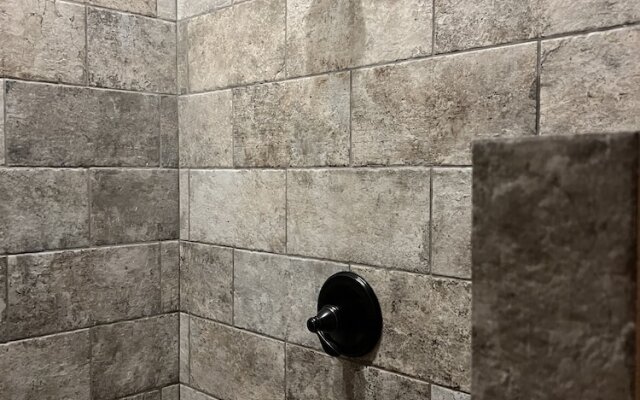 Blessed Nest 1 Bedroom Cabin by RedAwning