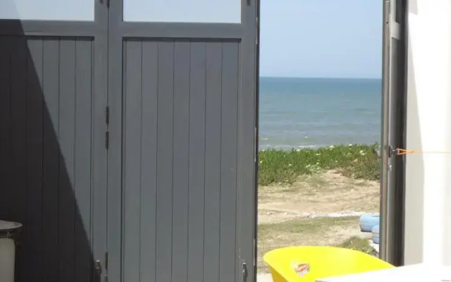 Lagide Beachside Studios