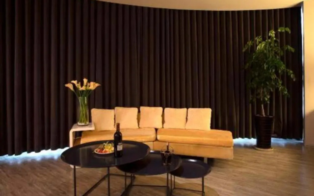 Jinjiang Metropolo Hotel - Qingdao Chengyang District Government