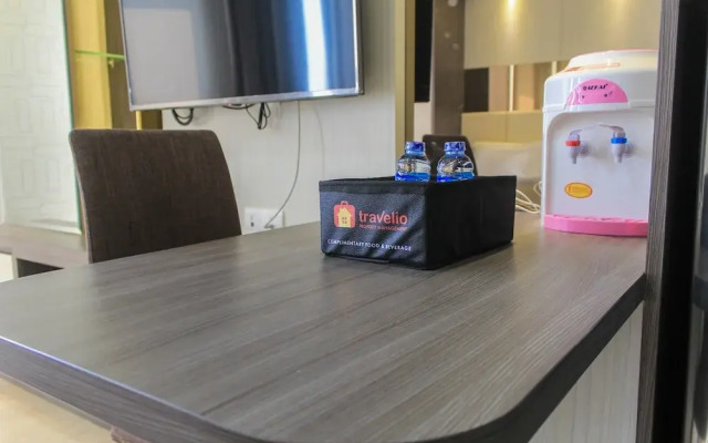 Nice And Fancy Studio Room At Menteng Park Apartment