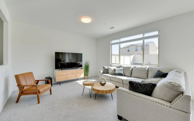 Near Empire Polo Field: Coachella Vacation Rental