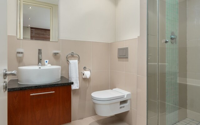 Eden on the Bay 229 - Adults Only