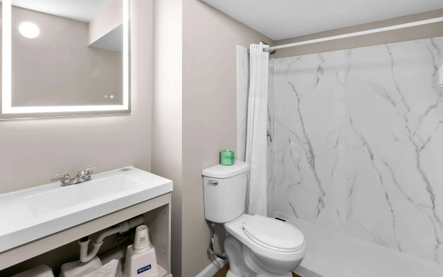 Travelodge by Wyndham Aberdeen