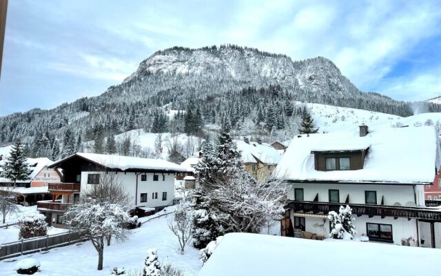 die Tauplitz Lodges - Alm Lodge A8 by AA Holiday Homes