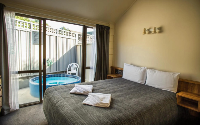 Bennetts Tauranga Motor Inn – Guest Rooms – Tauranga