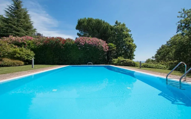 Villa dei Salici con Piscina by Wonderful Italy