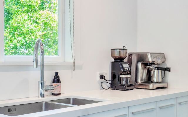 Bright Airy & Spacious 3 BR Home