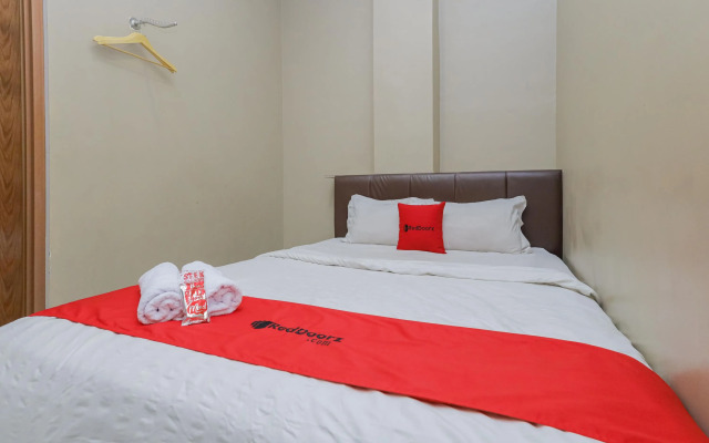 RedDoorz near BG Junction Surabaya