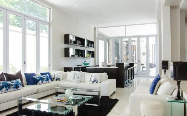 The Houghton Villa