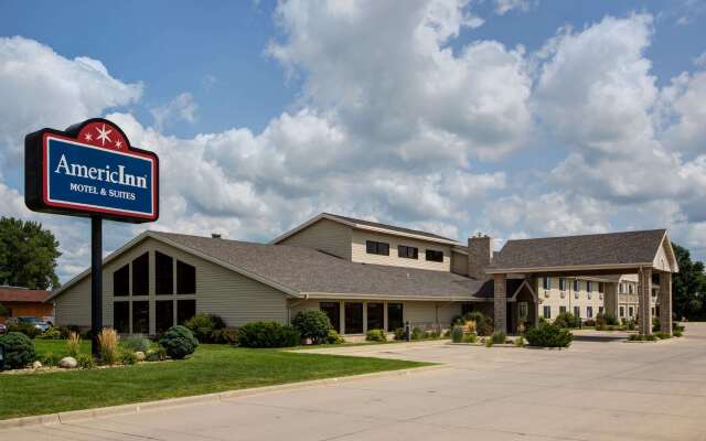 AmericInn by Wyndham Iowa Falls