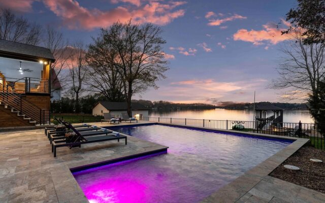 Keenan Beach W/beach, Heated Pool & Game Room