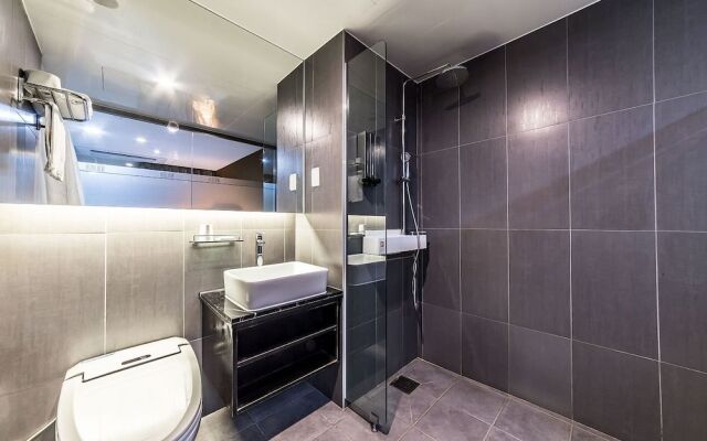 Line Hotel Suwon