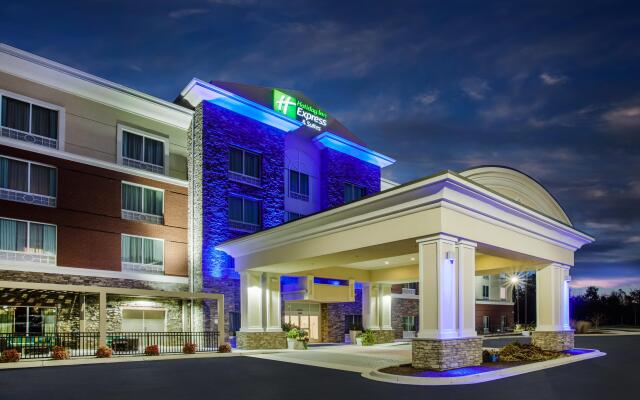 Holiday Inn Express & Suites Lexington Park-California, an IHG Hotel