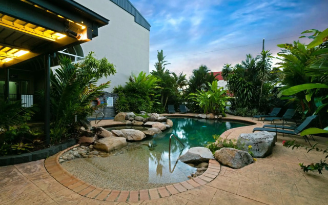 Cascade Gardens